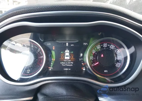 2017 Dodge Challenger Gt z USA, uszkodzony, nr VIN 2C3CDZGG5HH624820